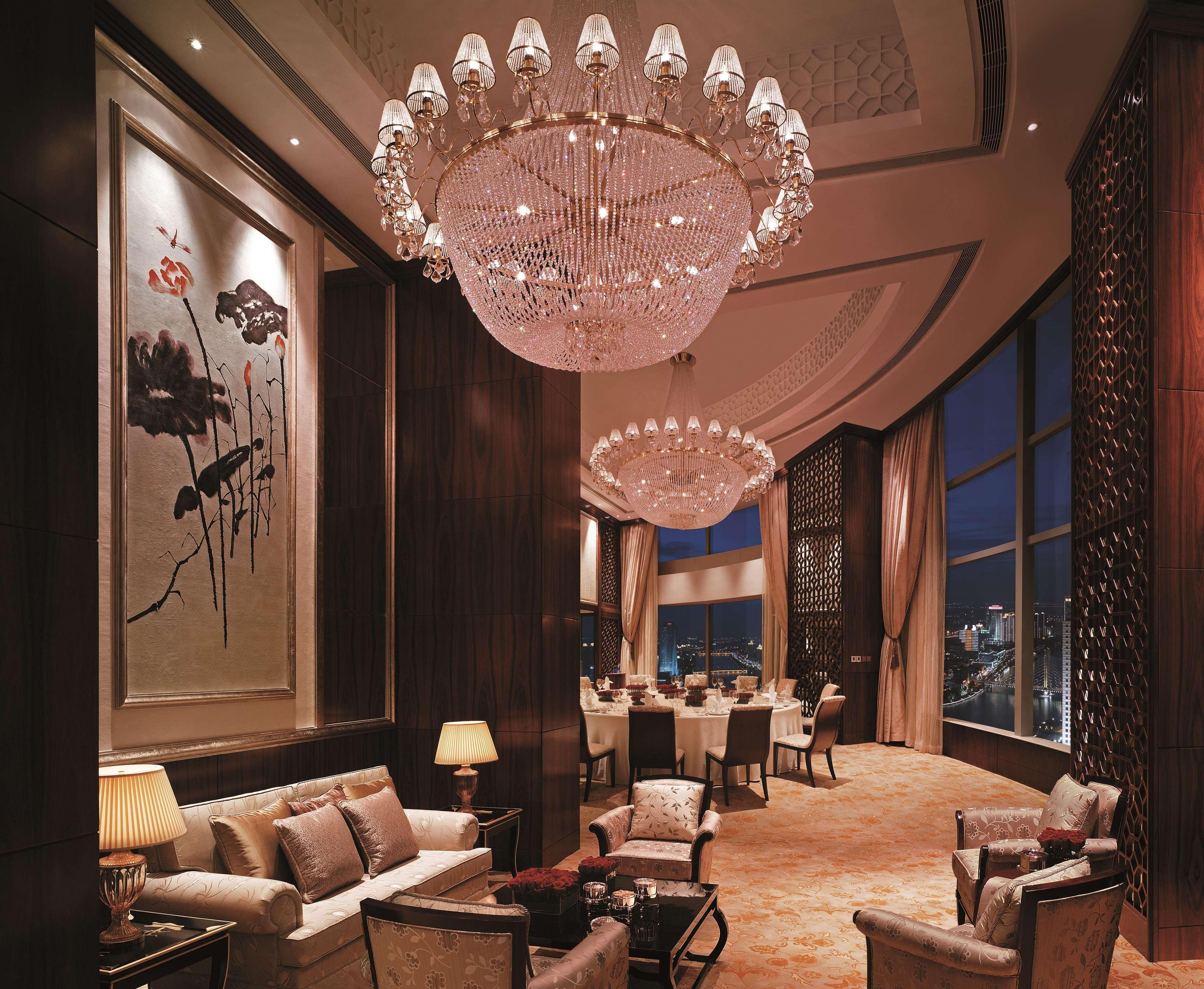 Shangri-La Ningbo - The Three Rivers Intersection Hotel Екстериор снимка